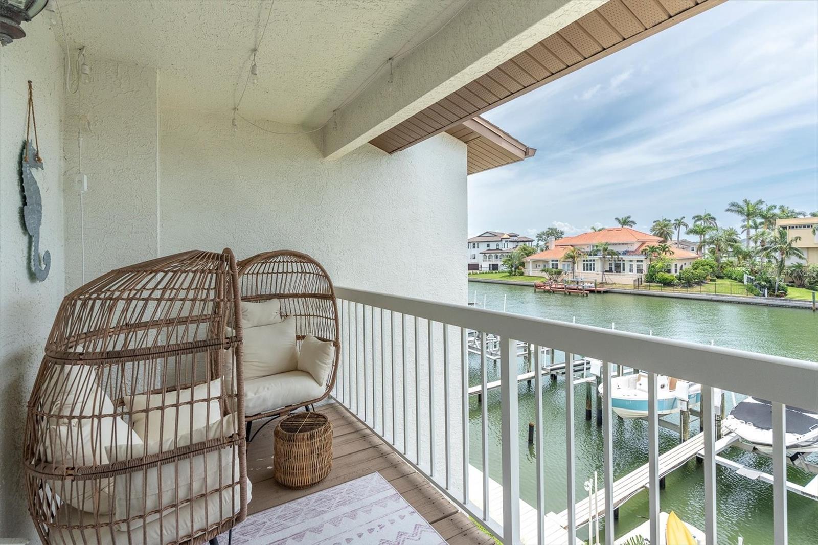 PALMS OF TIERRA - Residential