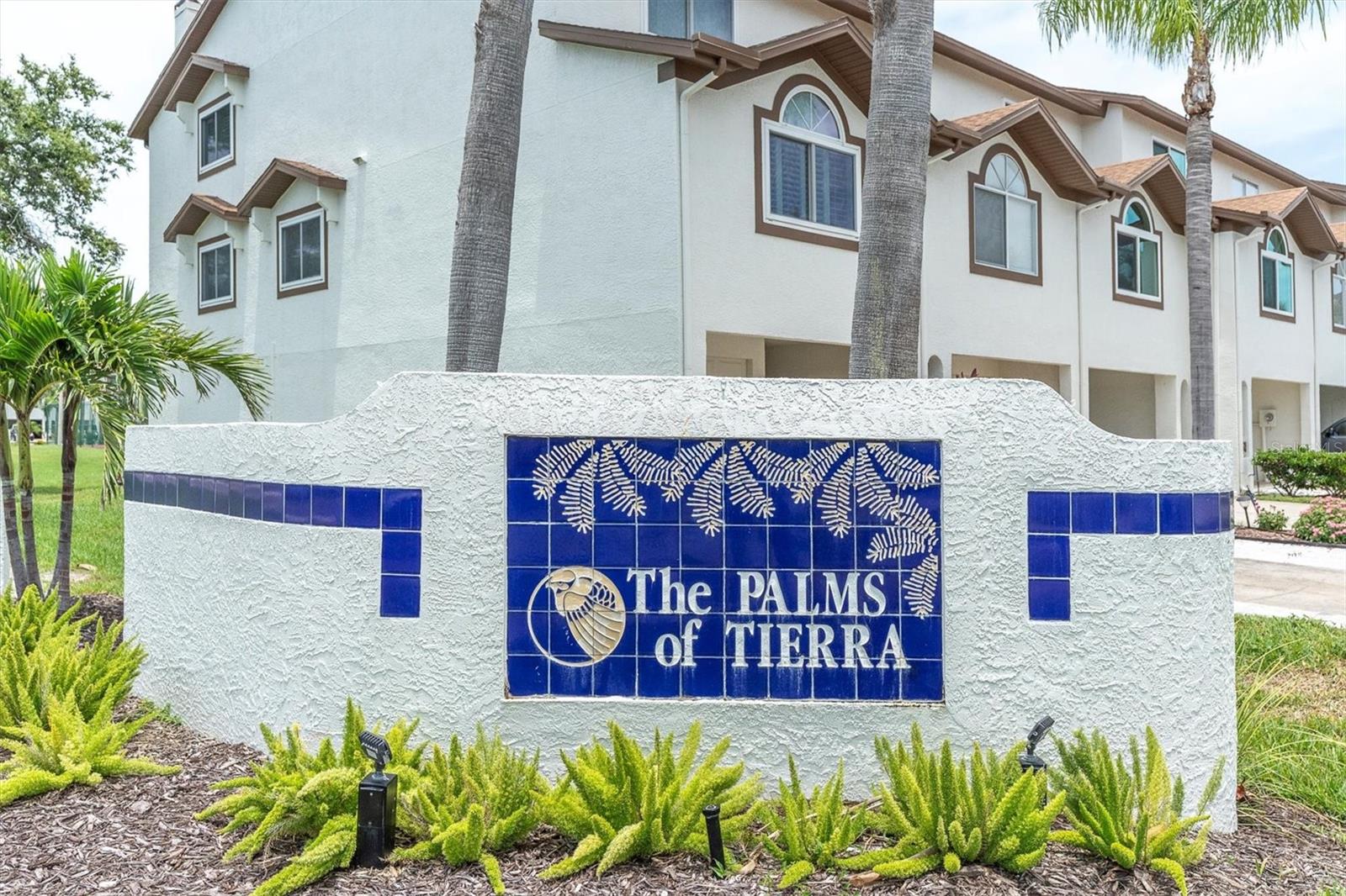 PALMS OF TIERRA - Residential