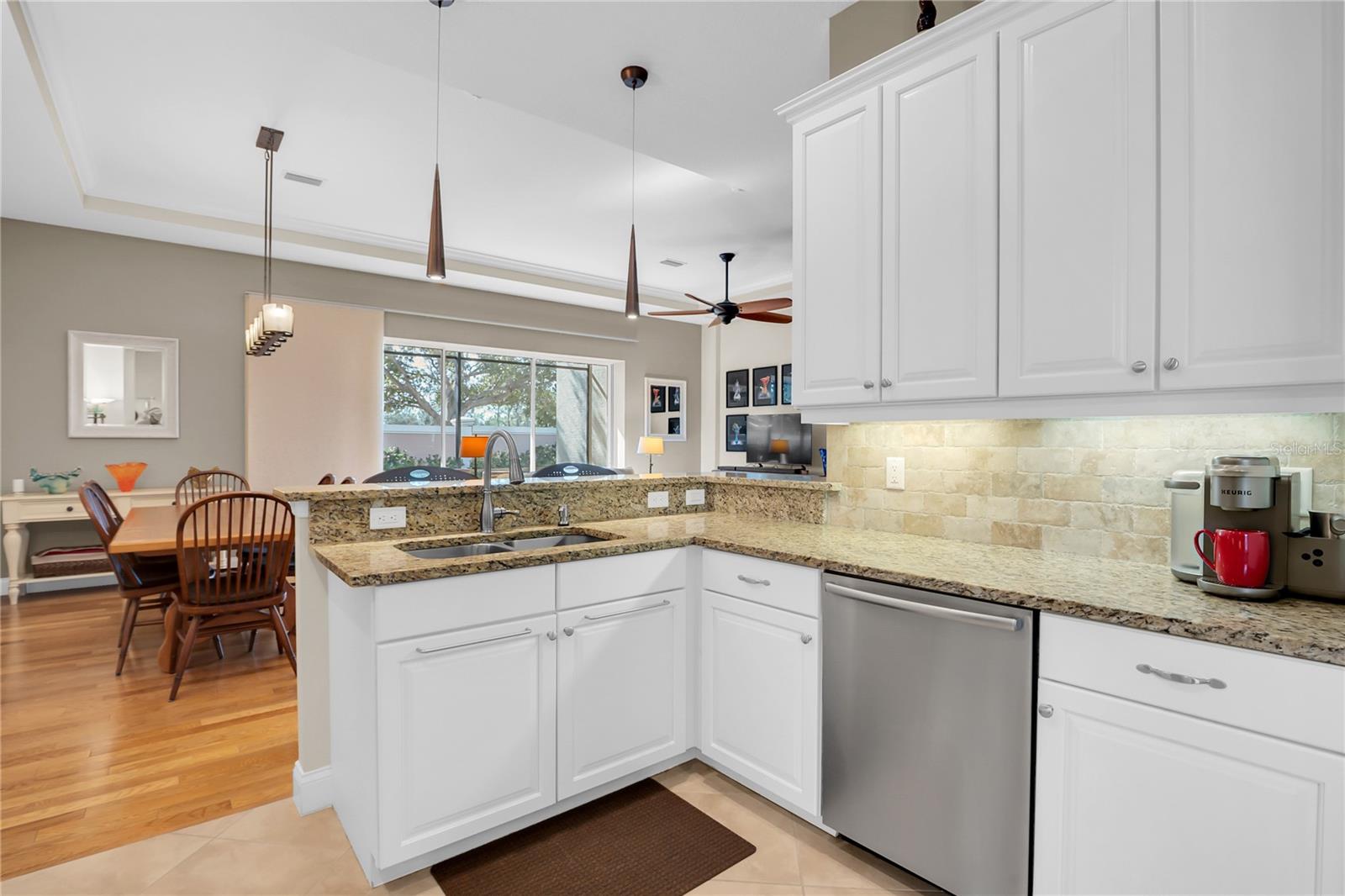 CASCADES AT SARASOTA PH V - Residential