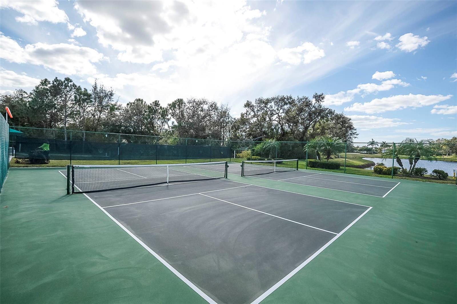 CASCADES AT SARASOTA PH V - Residential