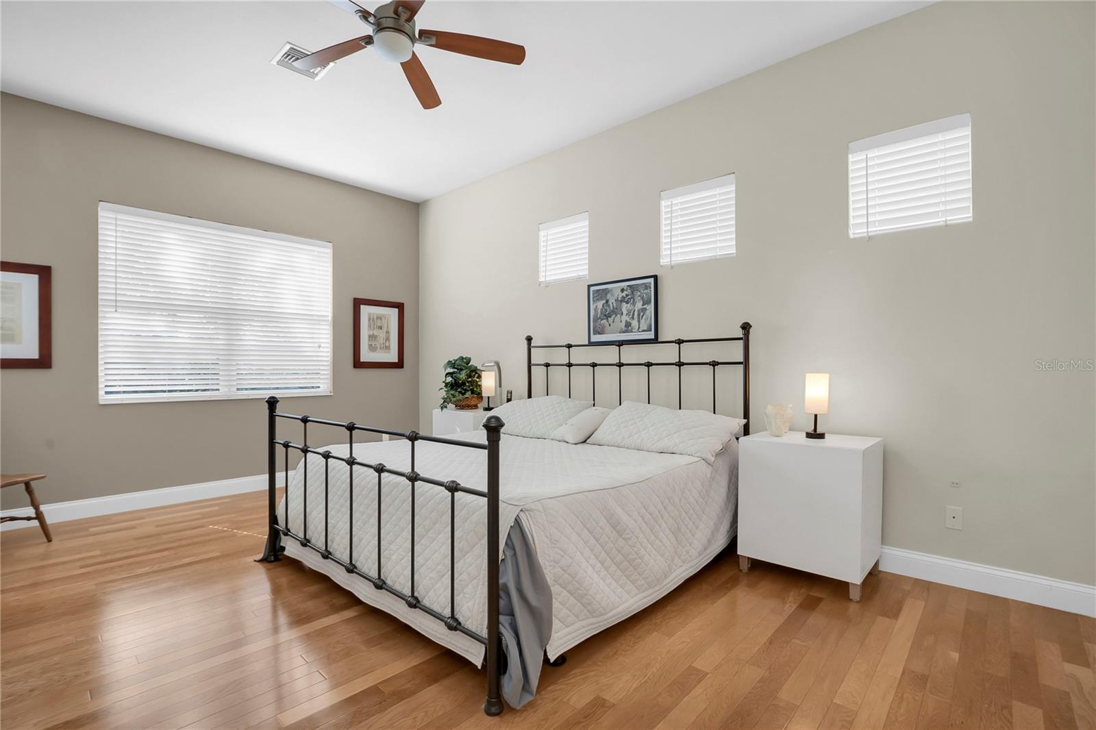 CASCADES AT SARASOTA PH V - Residential