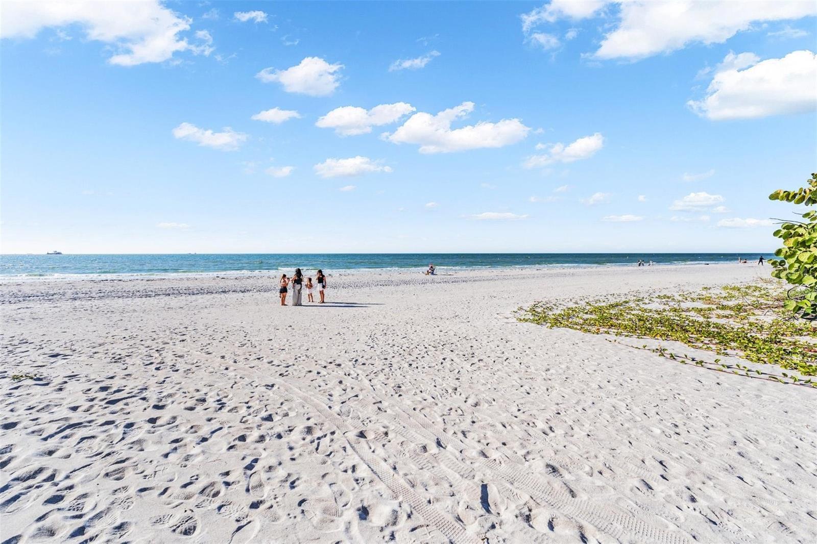 SEA TREAT CONDO - Residential