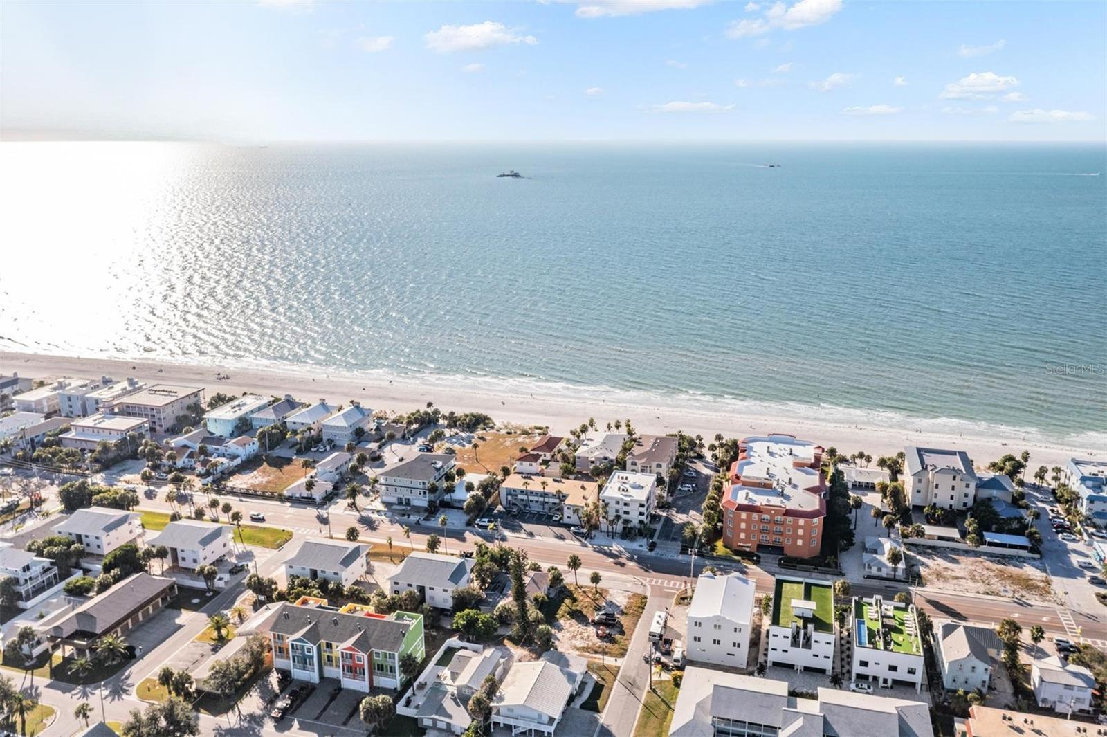 SEA TREAT CONDO - Residential