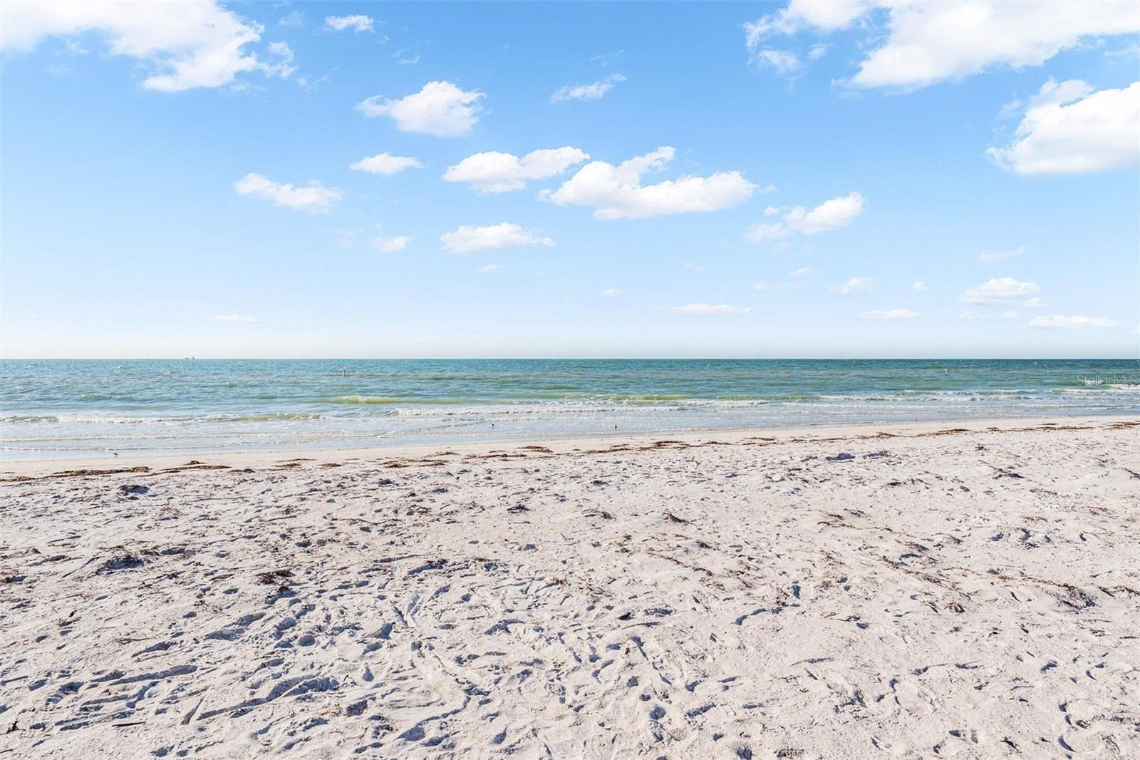 SEA TREAT CONDO - Residential