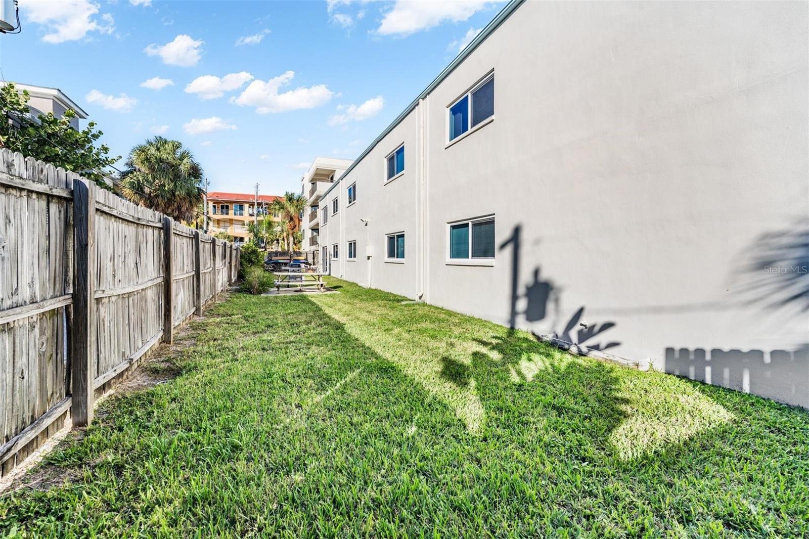 SEA TREAT CONDO - Residential