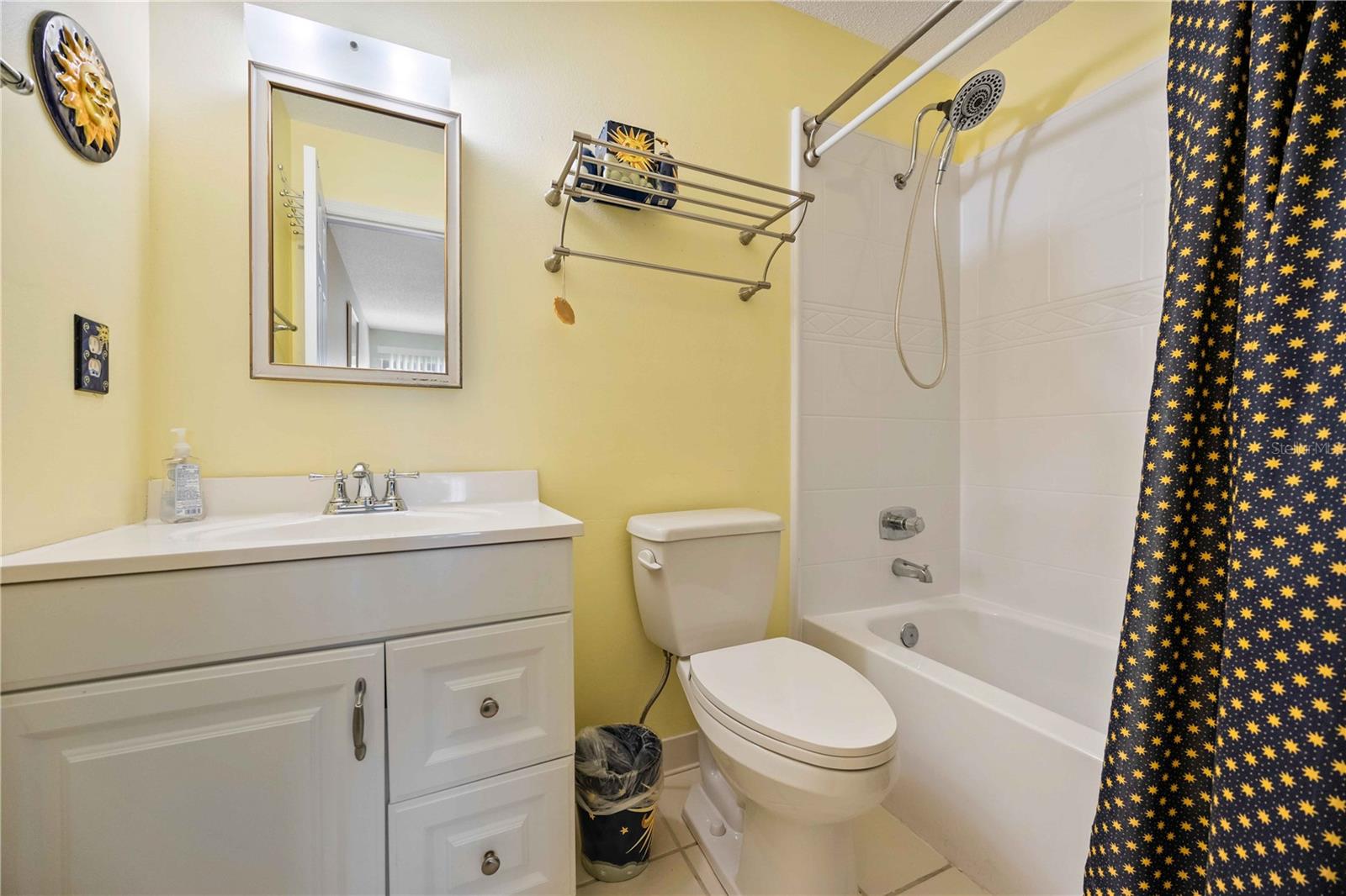 WHITE SANDS VILLAGE - Residential