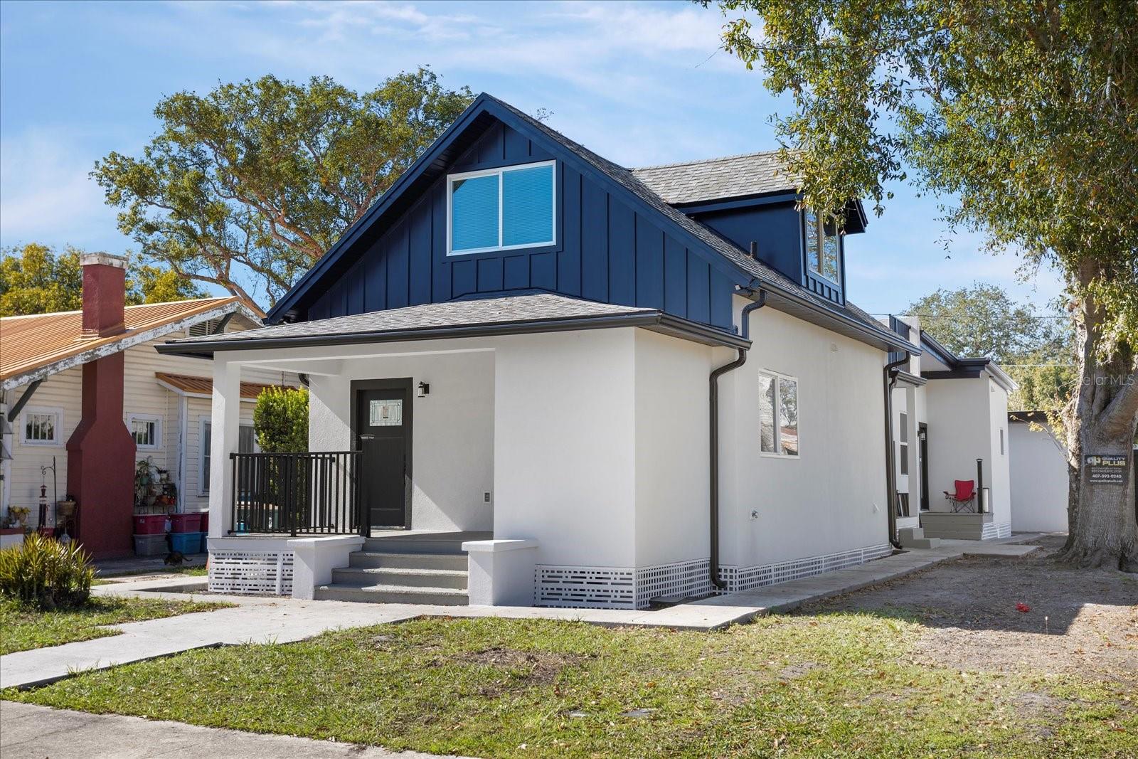 Beautifully Remodeled 3BR/3BA Home with Private Upstairs Suite!
Welcome to this stunningly updated rental in the heart of Saint Cloud! This spacious 3-bedroom, 3-bathroom home features a thoughtfully designed layout perfect for roommates or multigenerational living. The highlight is the top-floor private suite, complete with its own kitchenette, full bathroom, and private balcony. Downstairs boasts a modern open-concept living space, updated kitchen, and two well-appointed bedrooms with stylish finishes throughout. Located on charming New York Ave, you're just minutes from local shops, dining, and Lakefront Park.
Don’t miss this unique opportunity—schedule your showing today!