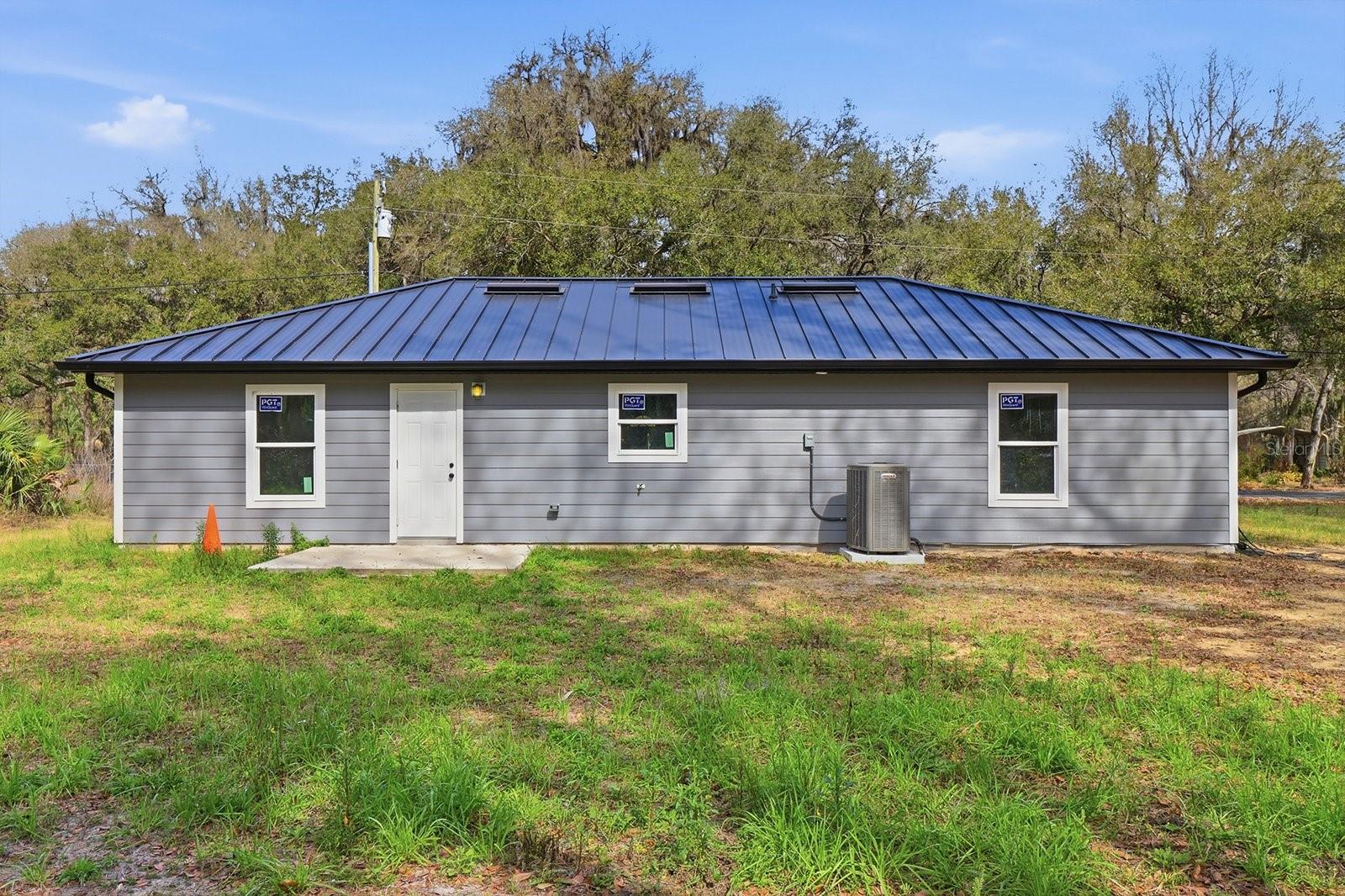 SHERWOOD ACRES UNREC SUB - Residential