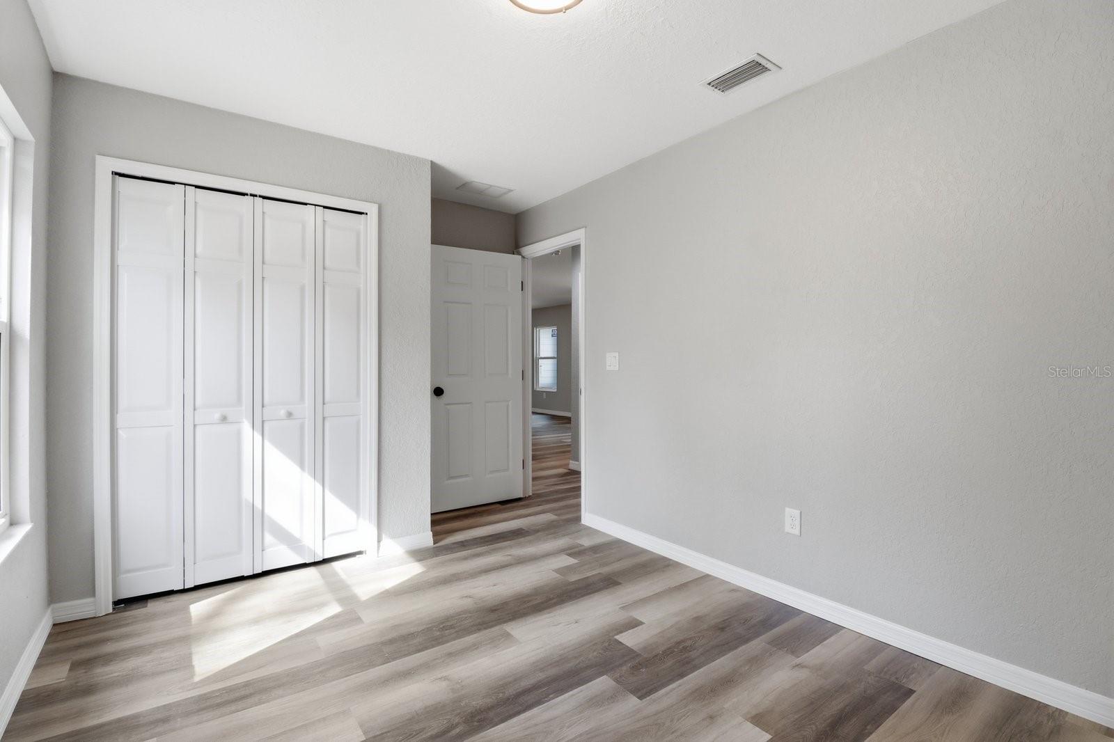 SHERWOOD ACRES UNREC SUB - Residential