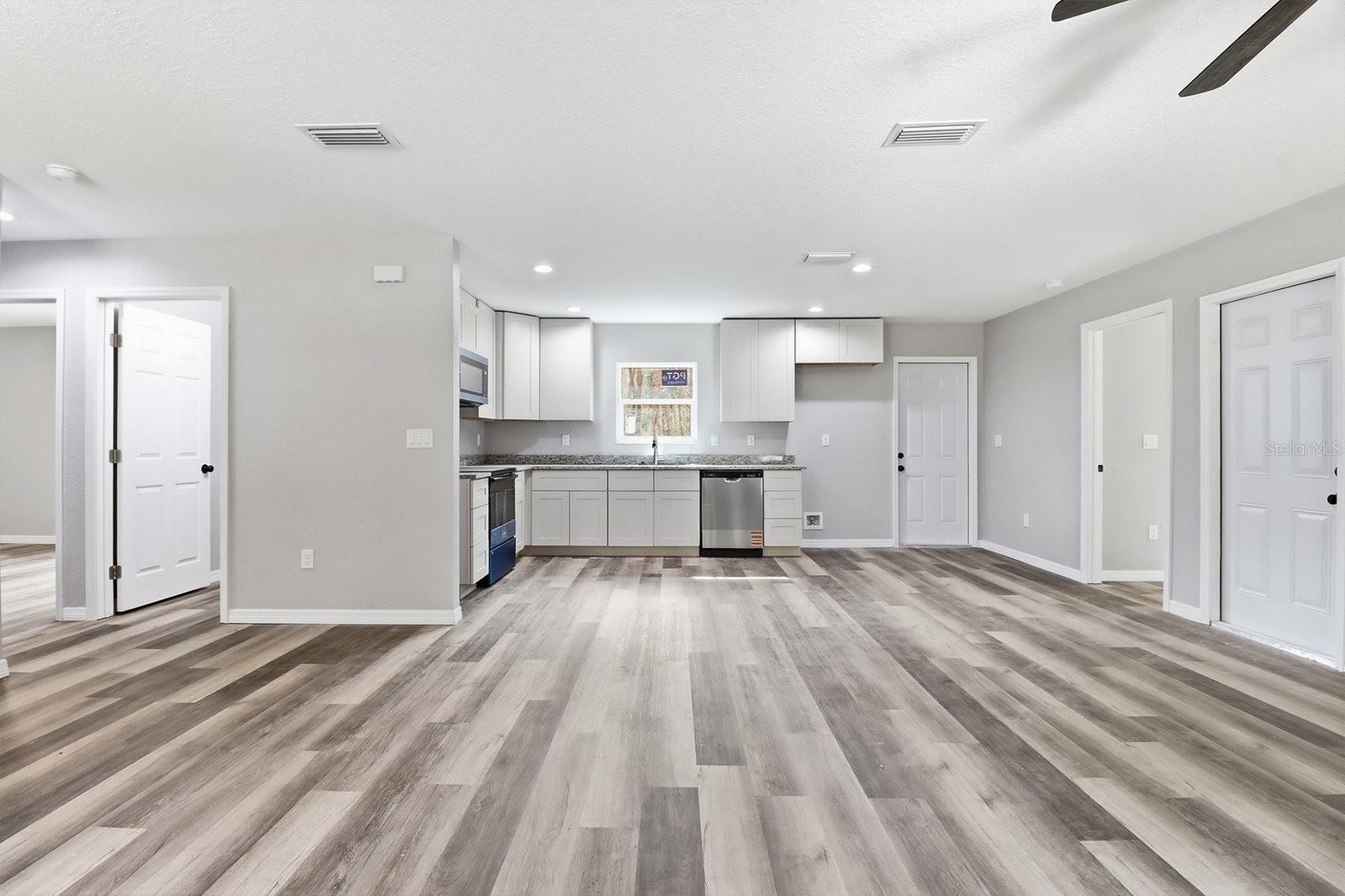 SHERWOOD ACRES UNREC SUB - Residential