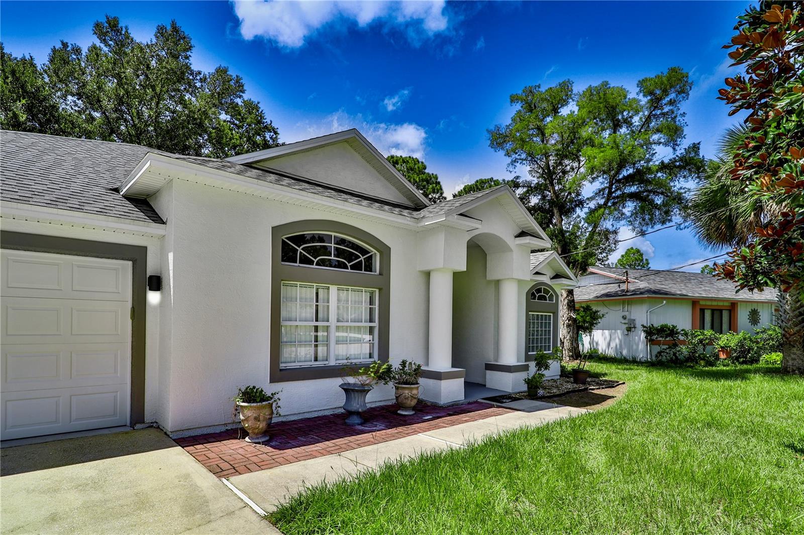 8 WHITE HAVEN LANE