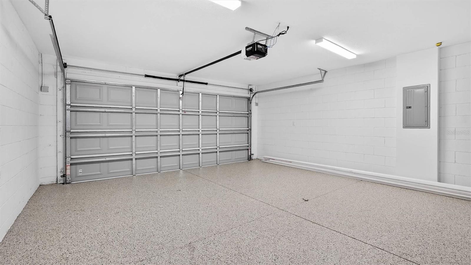 CITRUS SPGS UNIT 21 - Residential