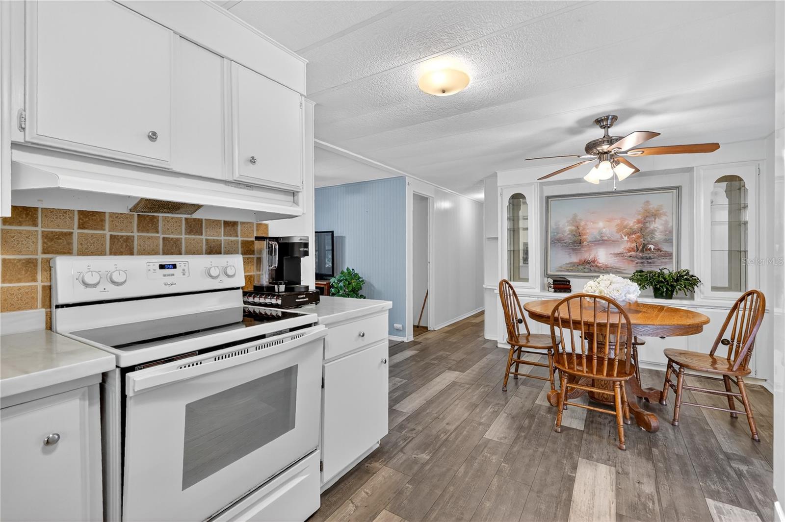 336 IVANHOE CIRCLE