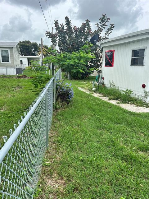 A home in SEMINOLE