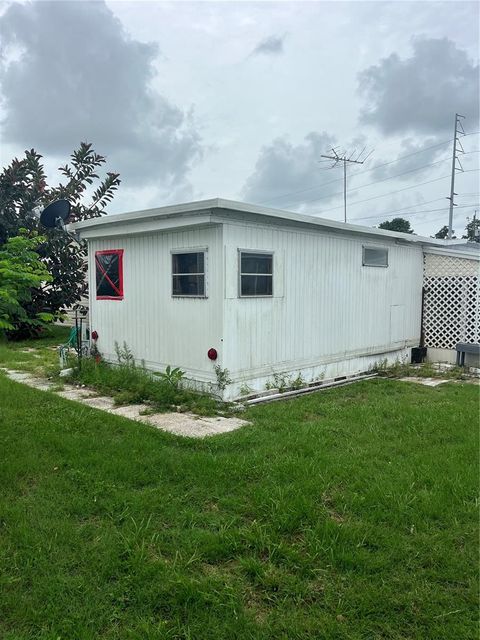 A home in SEMINOLE