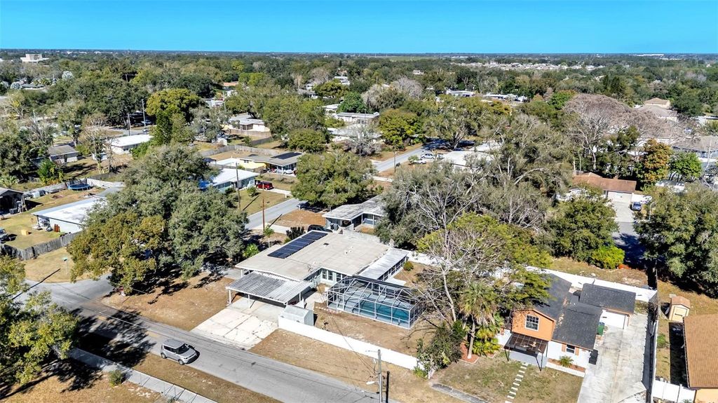 Photo of 310 17th Street NE, Winter Haven, FL 33881 (MLS # L4958640)