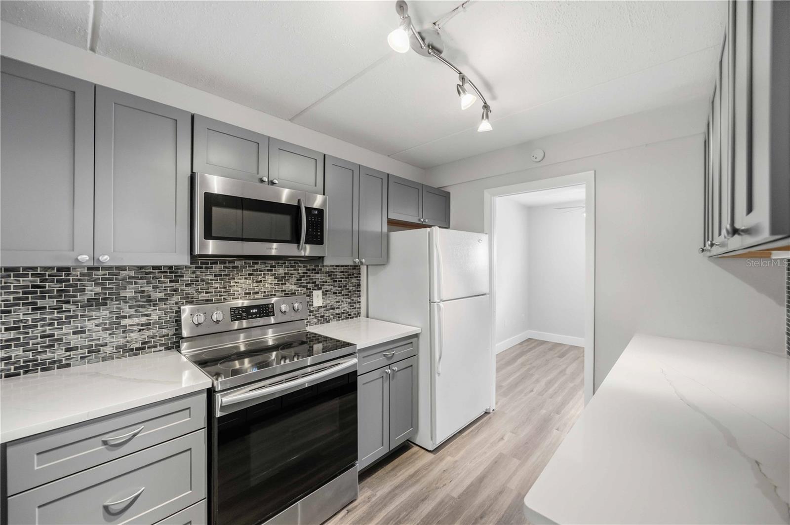 BELLA COSTA I - Residential