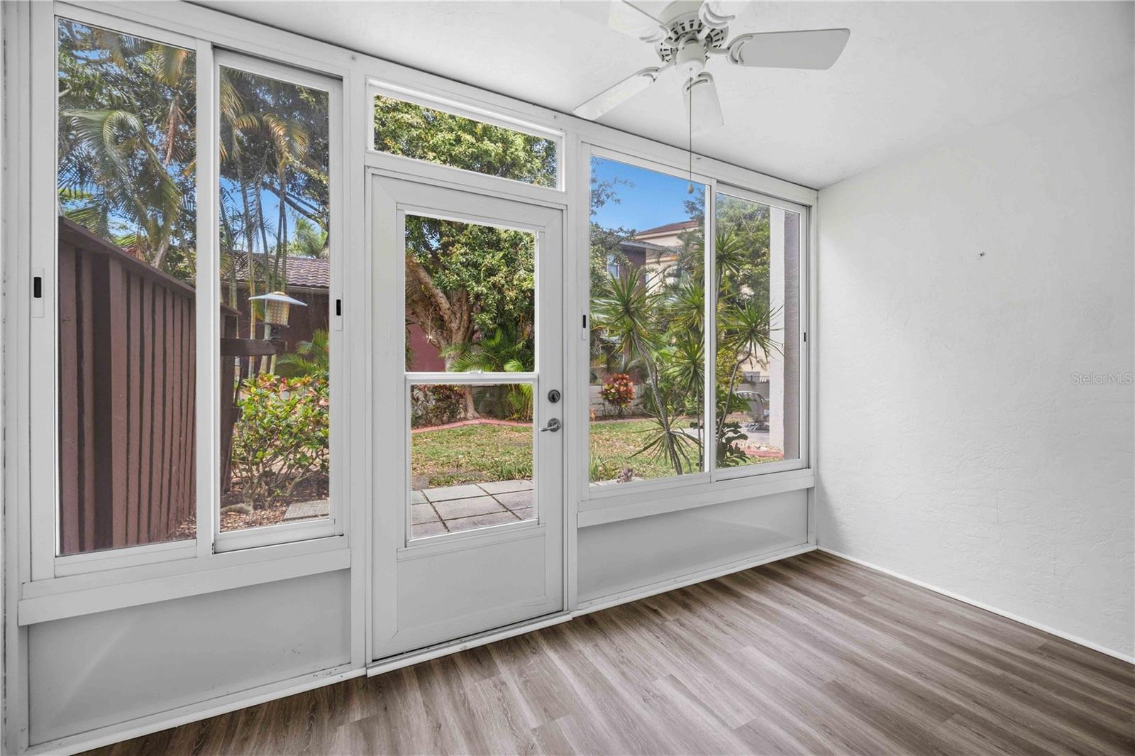 BELLA COSTA I - Residential