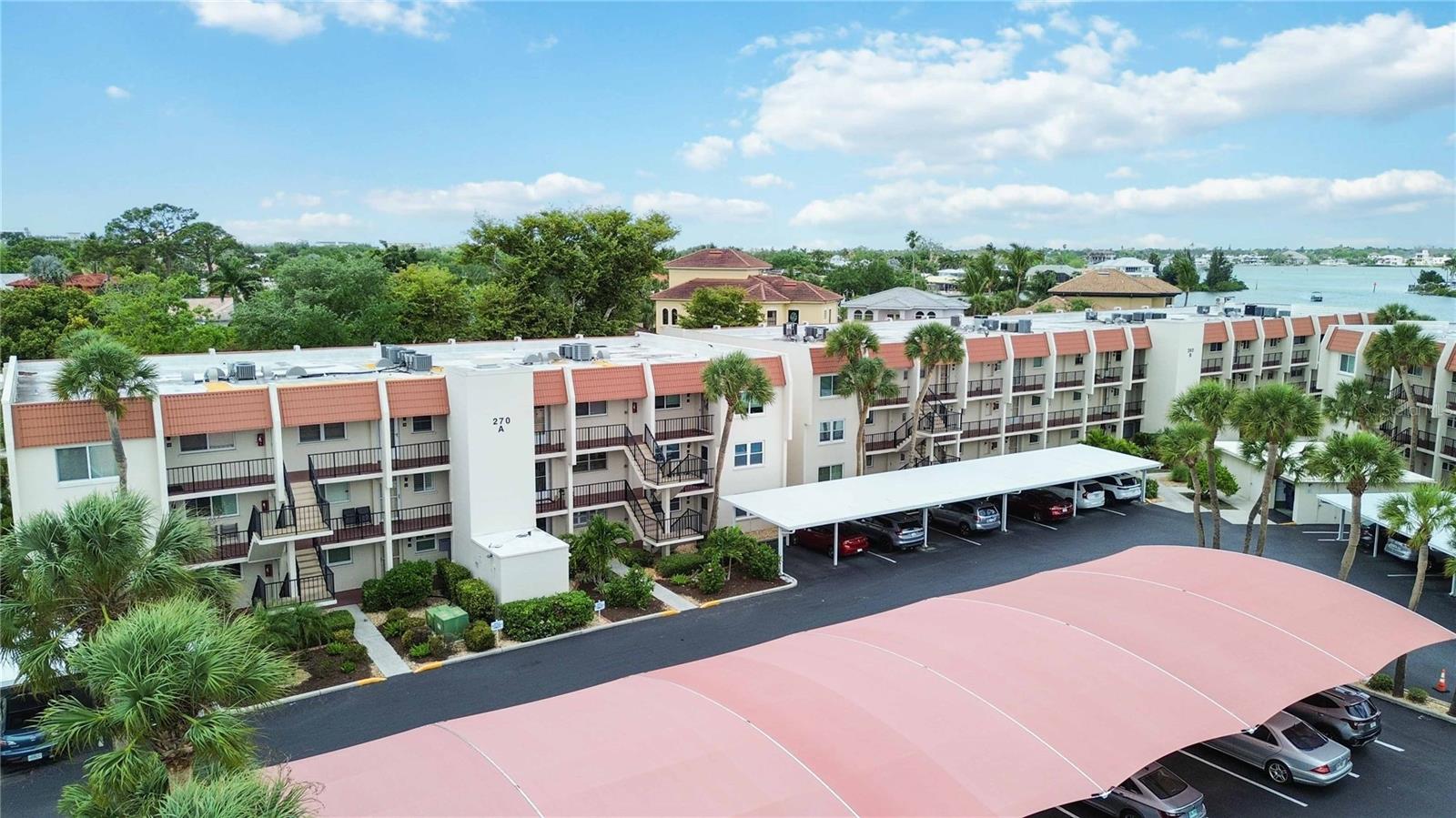 BELLA COSTA I - Residential