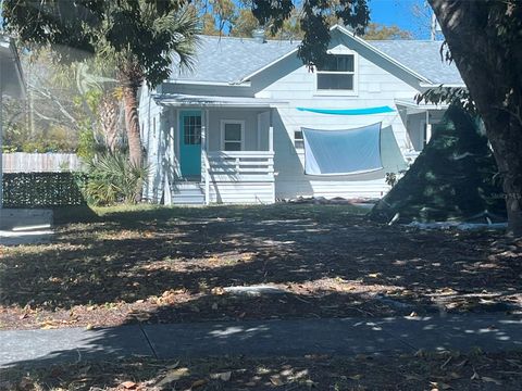 Photo of 2027 36th Avenue N, St Petersburg, FL 33713 (MLS # TB8470500)