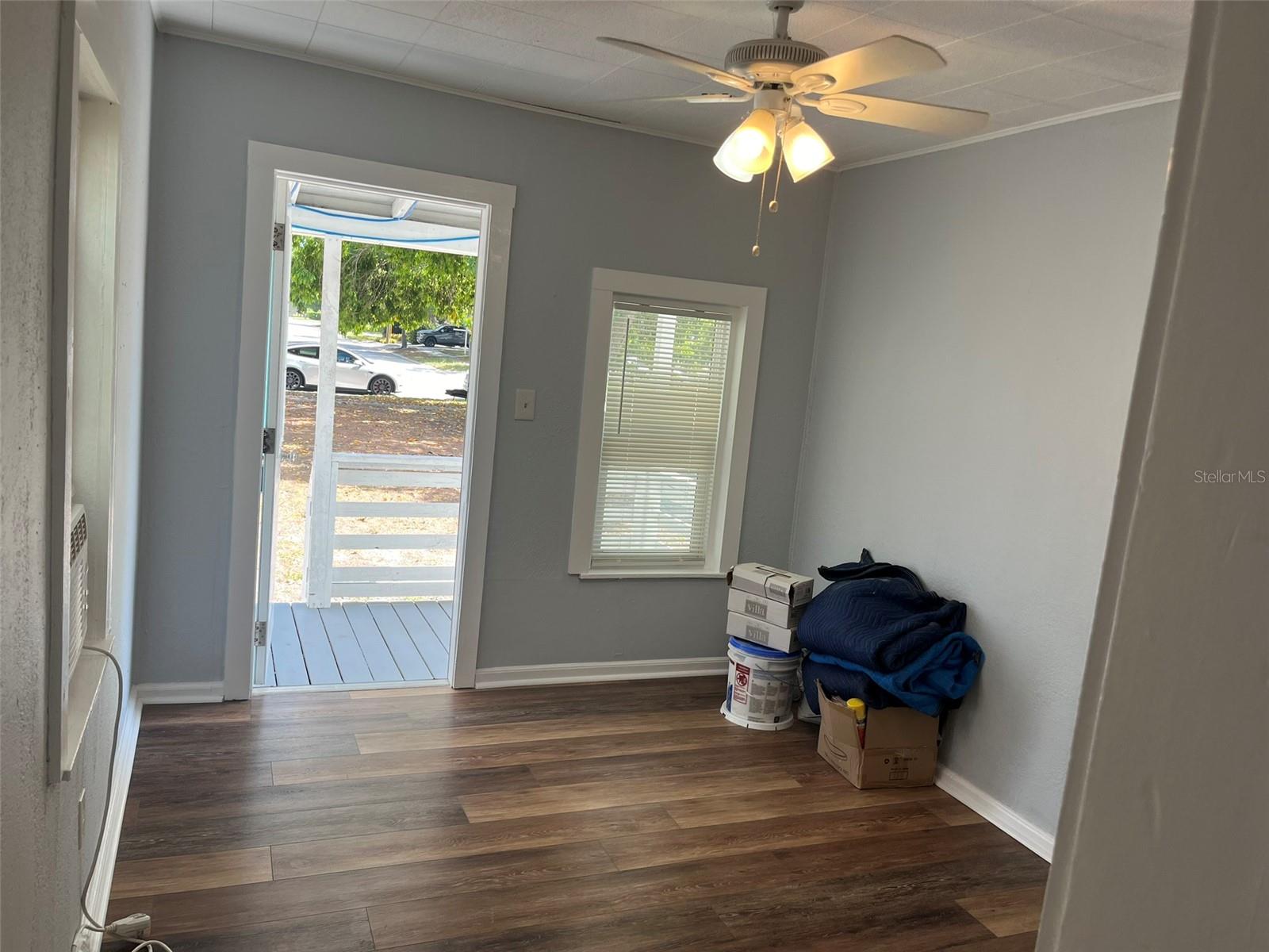 SHELTON HEIGHTS - Residential Income