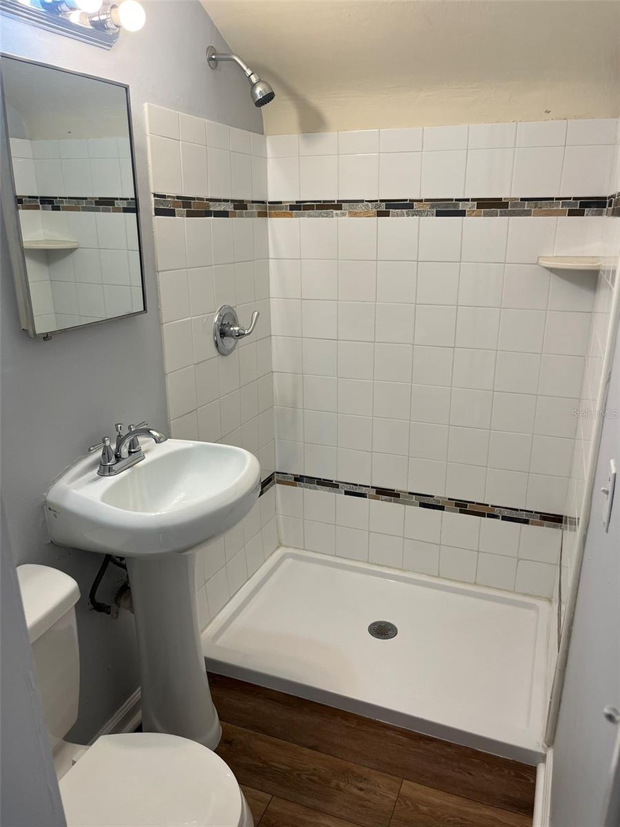 SHELTON HEIGHTS - Residential Income