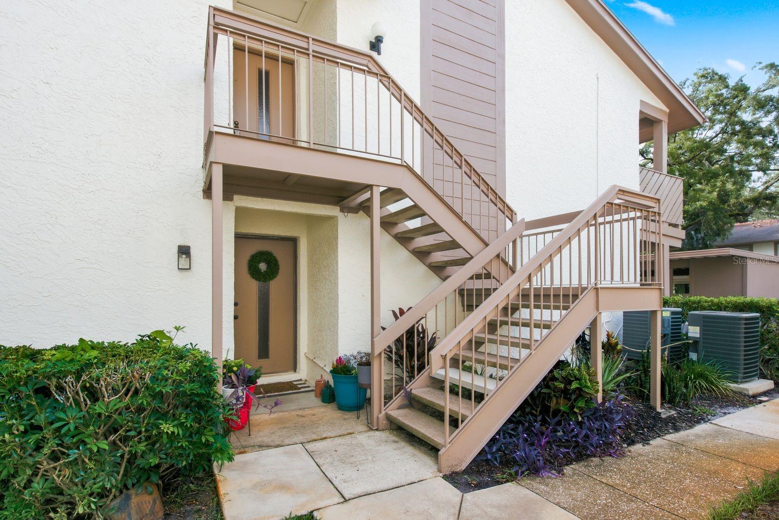 511 MISTLETOE COURT C