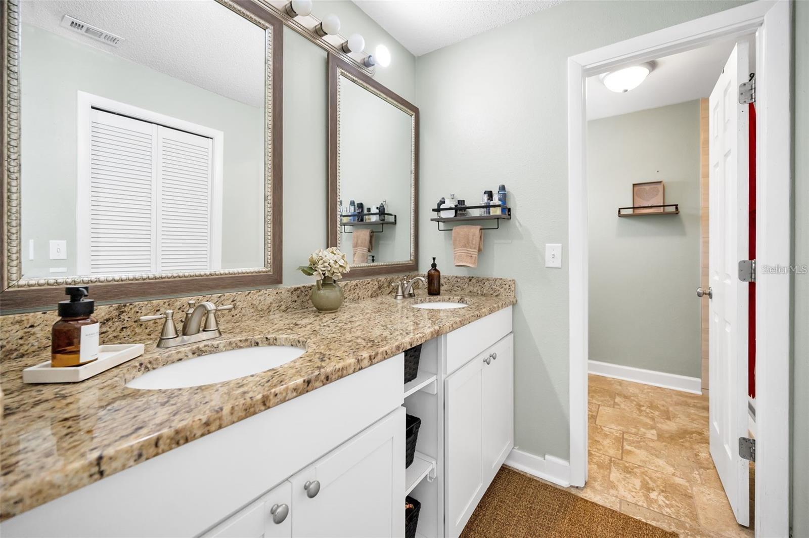 FAWN RIDGE VILLAGE F UN 1 - Residential