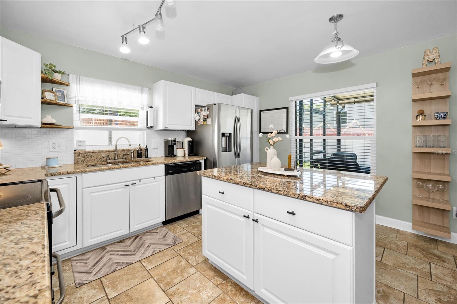 FAWN RIDGE VILLAGE F UN 1 - Residential