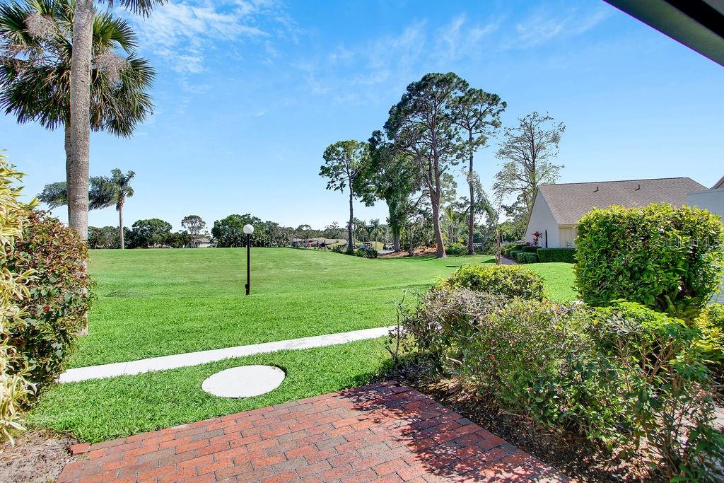 BUNKER OAKS - Residential