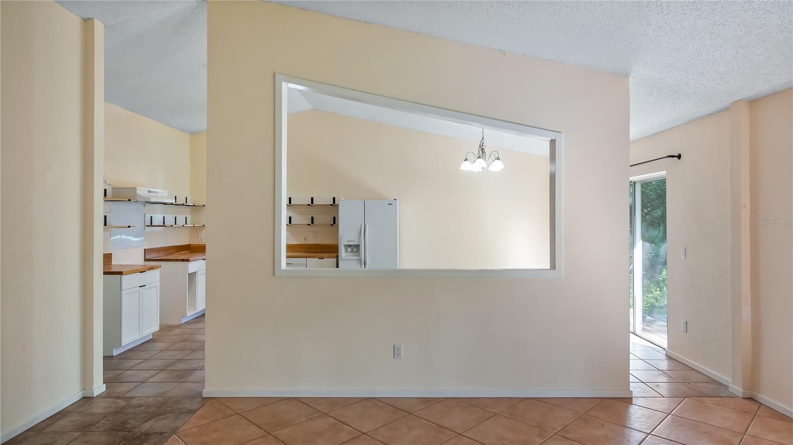 15925 SUMMIT COURT