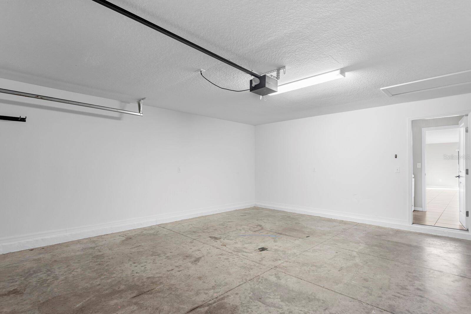 CARLTON LAKES WEST PH 1 & - Residential