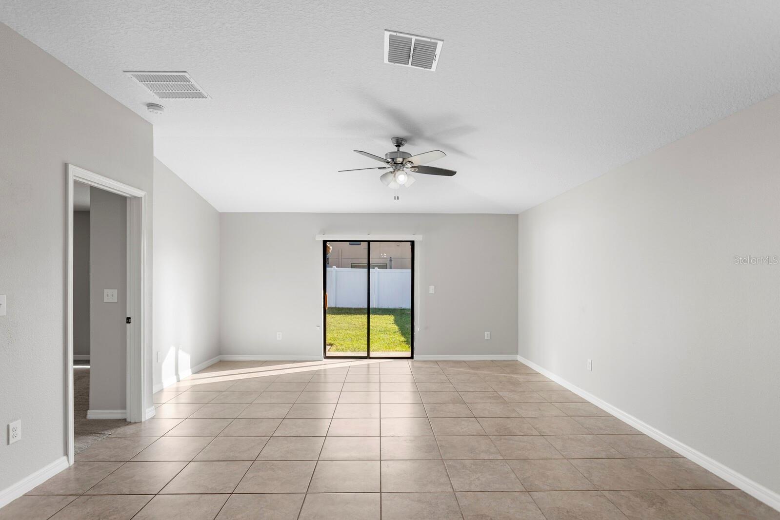 CARLTON LAKES WEST PH 1 & - Residential