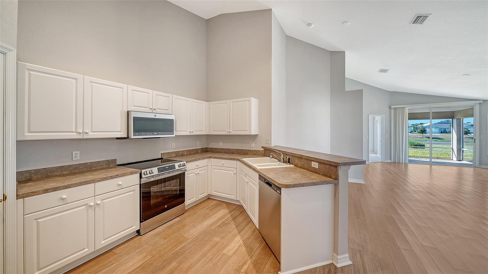 VILLAS OF SABAL TRACE - Residential