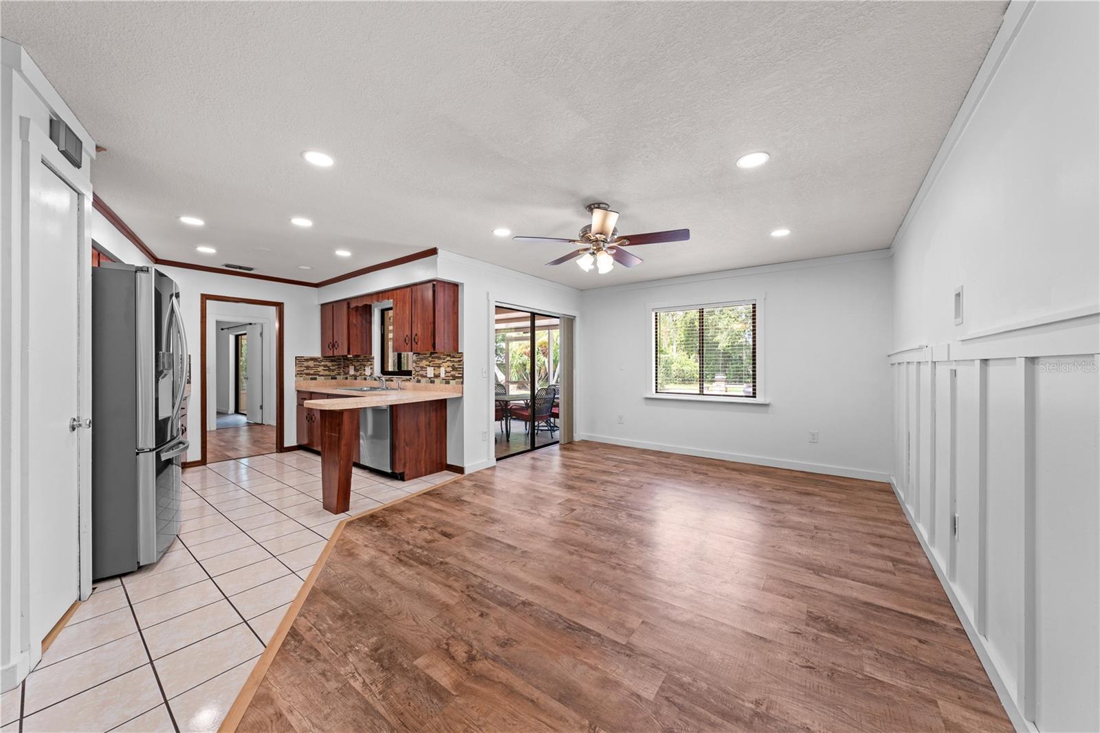 BAY LAKE ESTATES - Residential