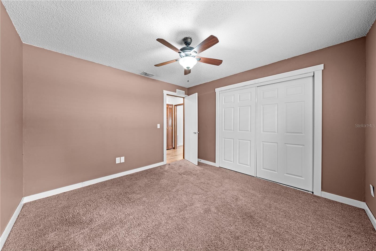 BAY LAKE ESTATES - Residential