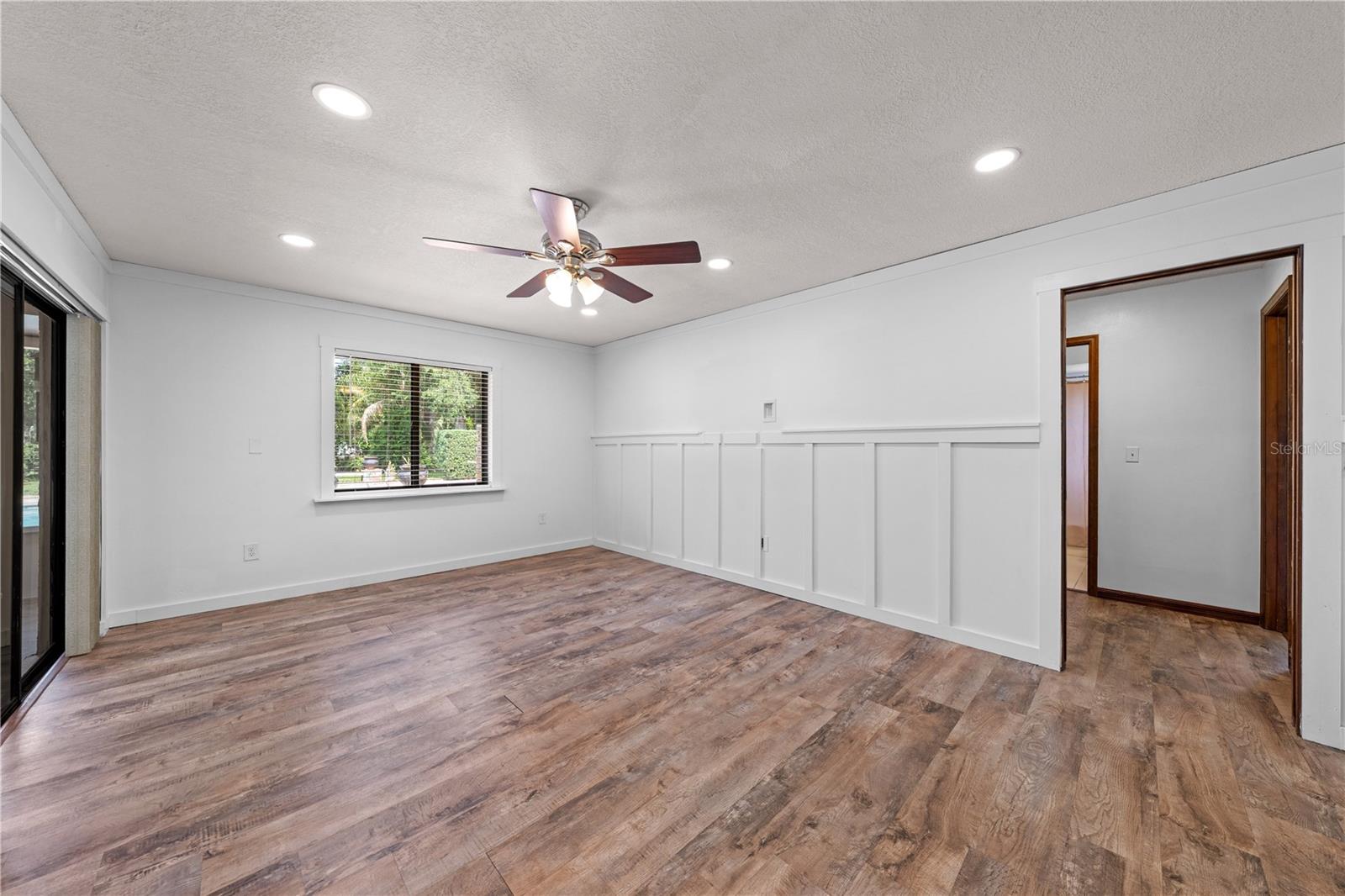 BAY LAKE ESTATES - Residential