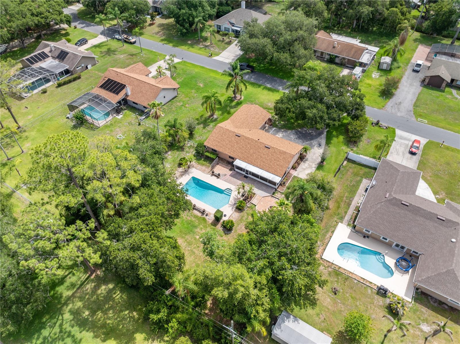 BAY LAKE ESTATES - Residential