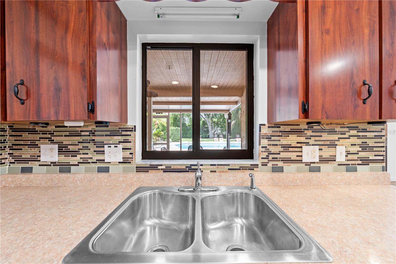 BAY LAKE ESTATES - Residential