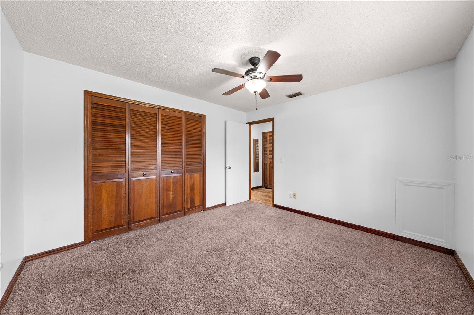 BAY LAKE ESTATES - Residential