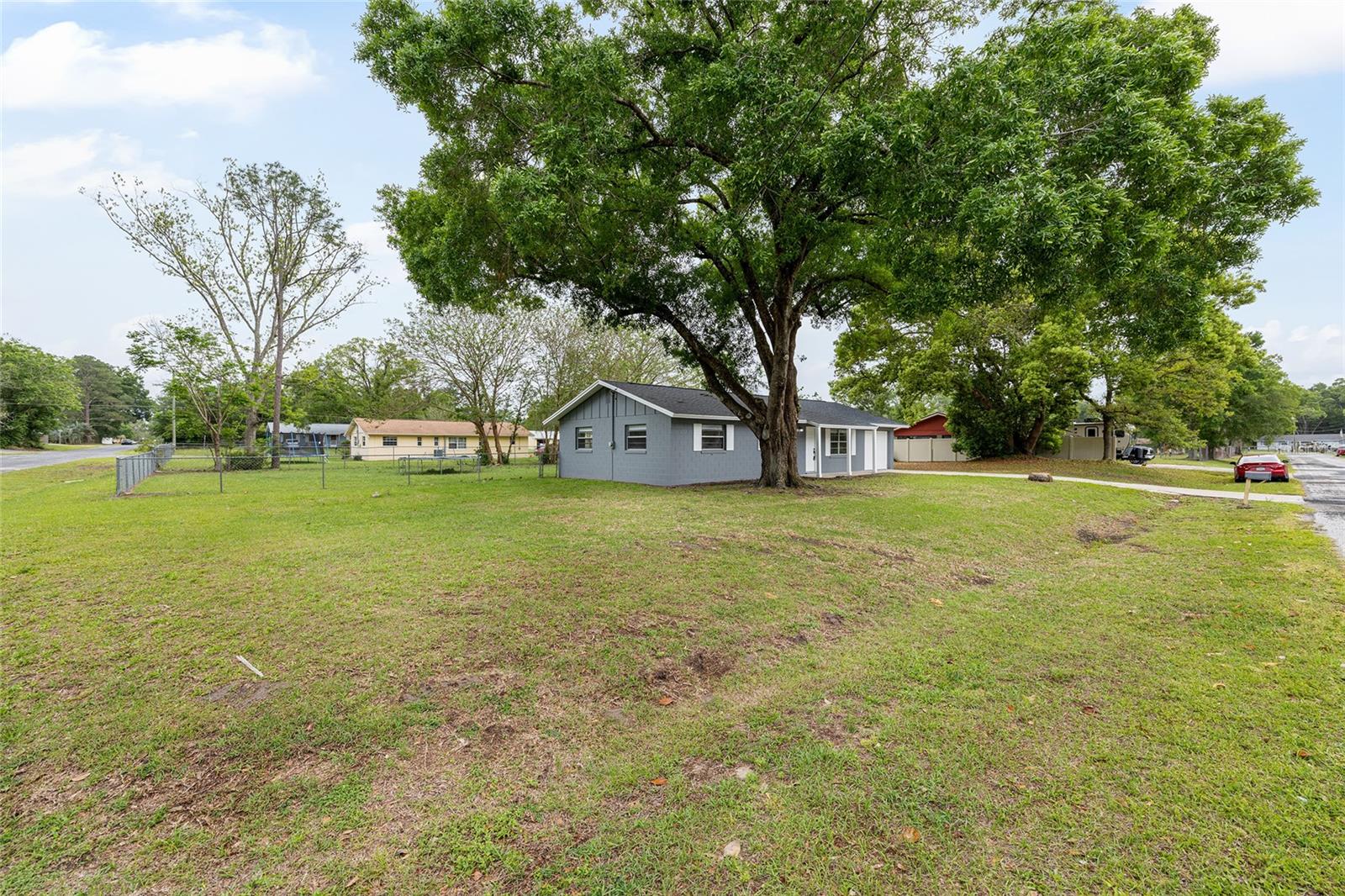 FORE ACRES FIRST ADD - Residential