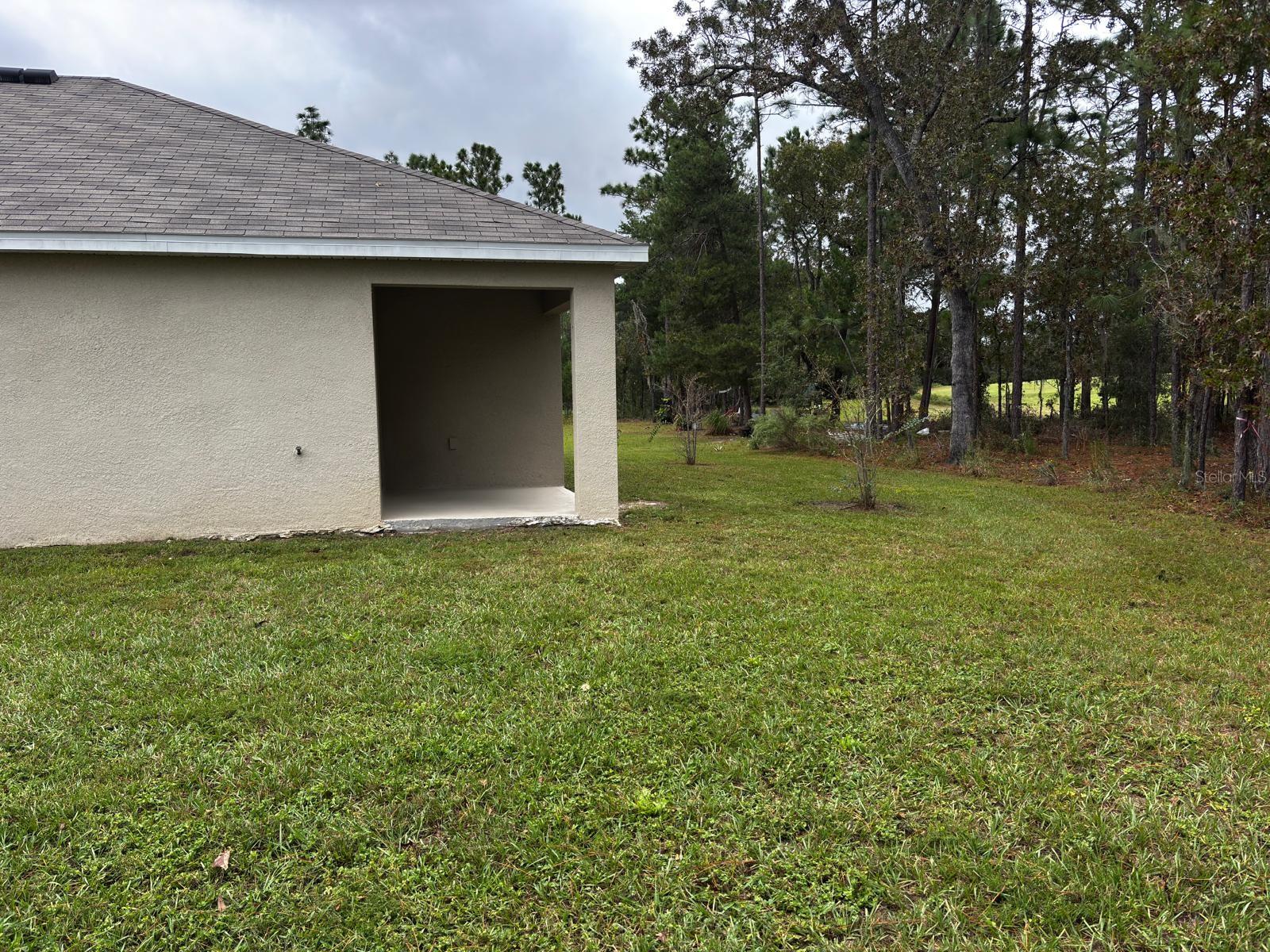 LAKE DIAMOND NORTH - Residential Lease