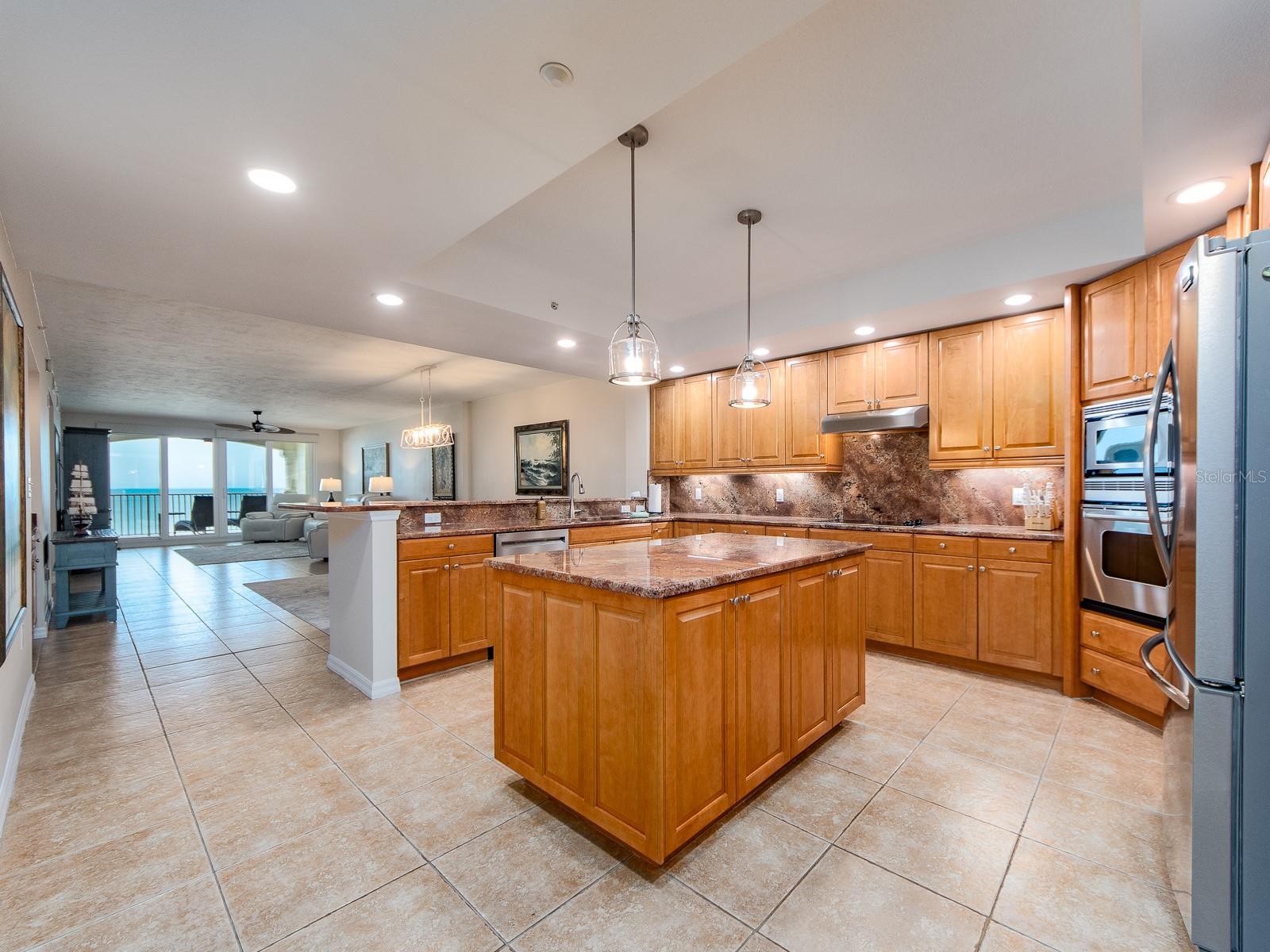 BELLA ROSA CONDO - Residential