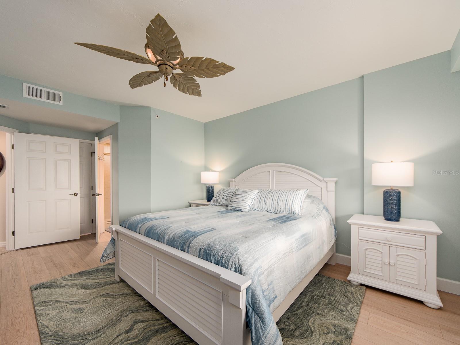 BELLA ROSA CONDO - Residential