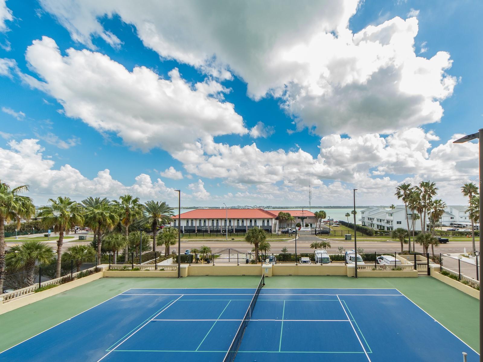 BELLA ROSA CONDO - Residential