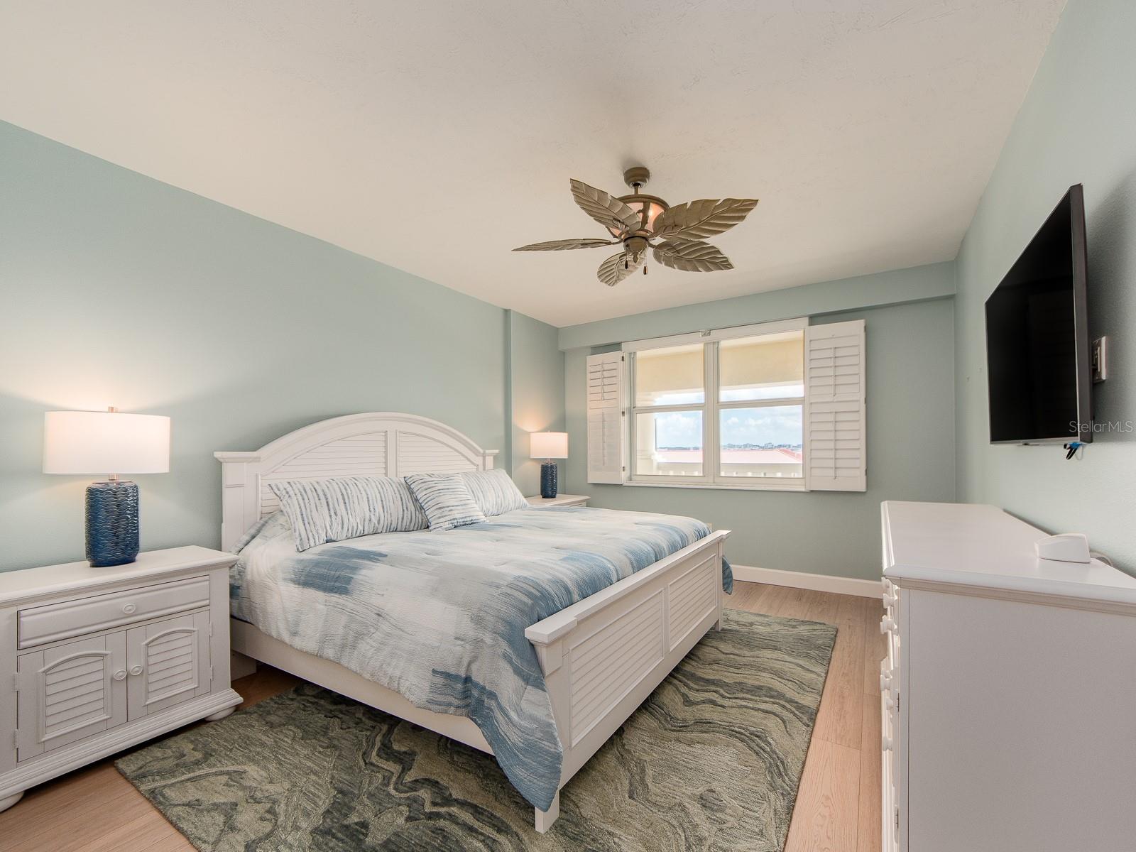 BELLA ROSA CONDO - Residential