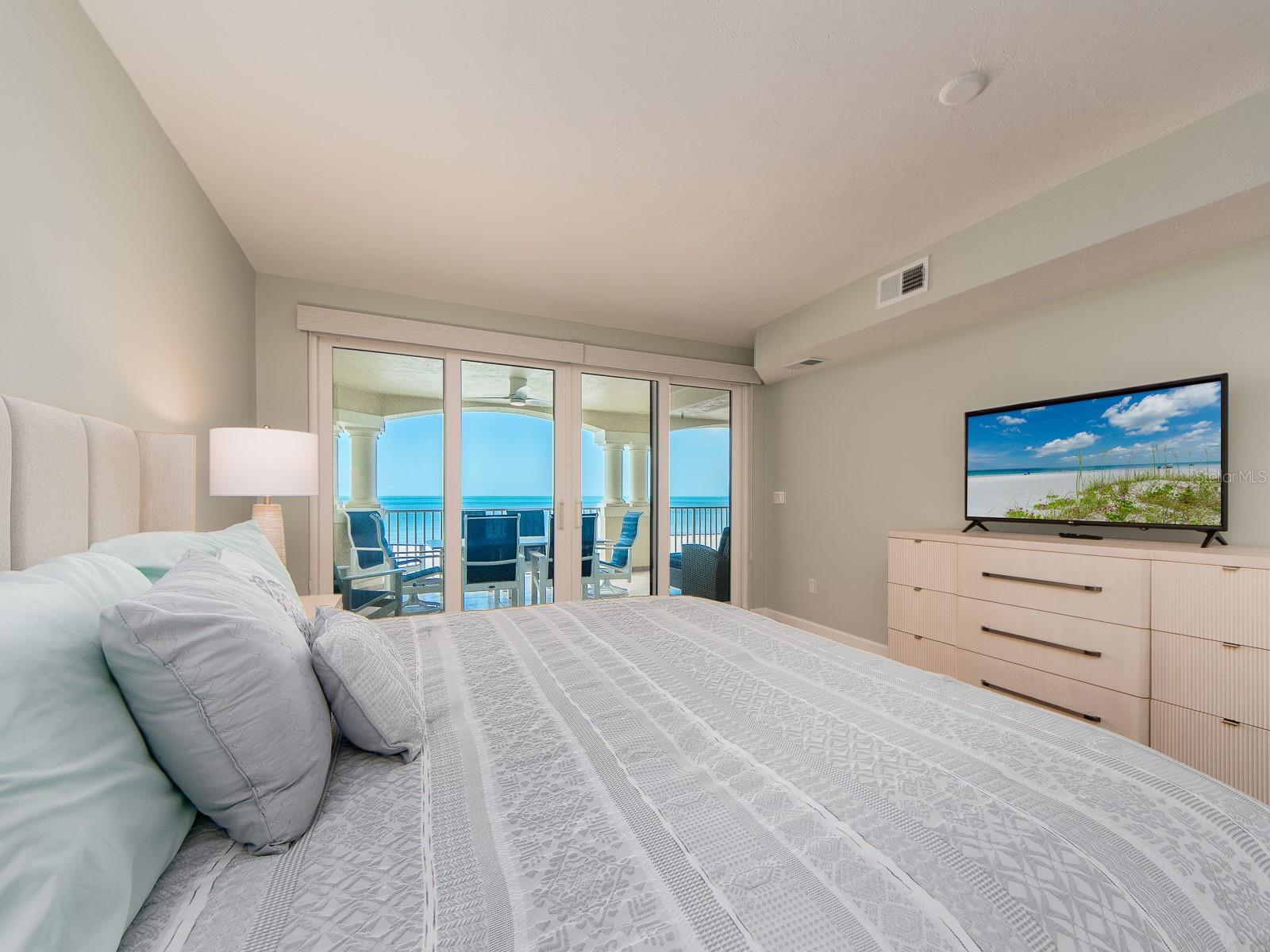 BELLA ROSA CONDO - Residential