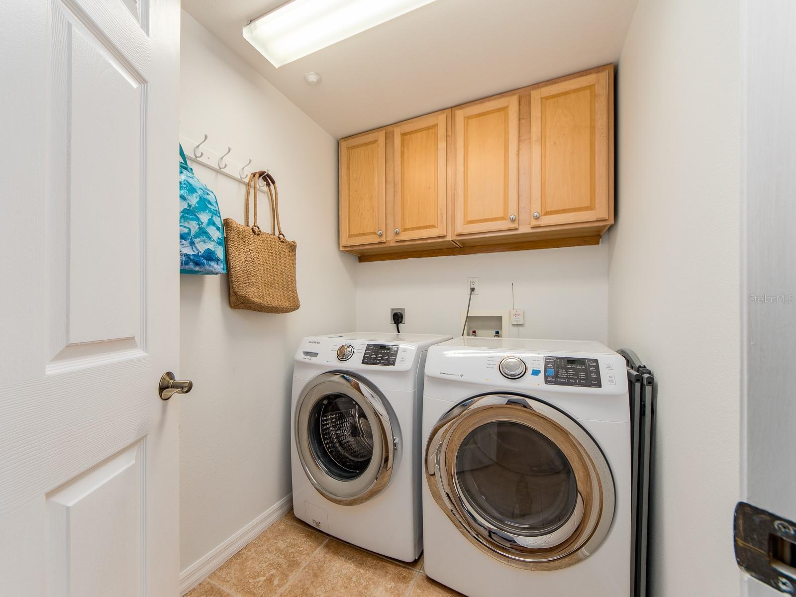 BELLA ROSA CONDO - Residential