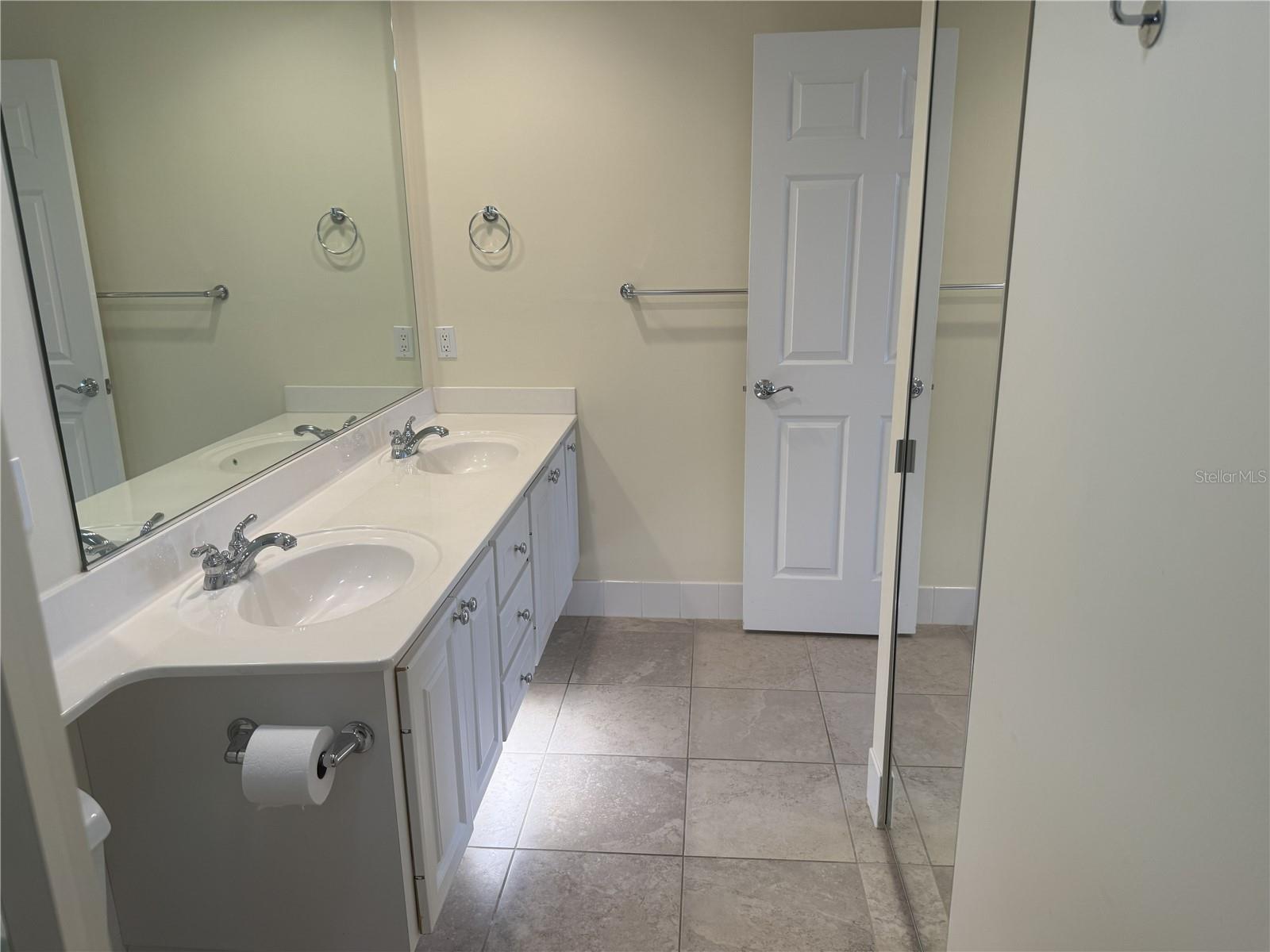 ISLANDWALK AT WEST VILLAGES PH 02 - Residential