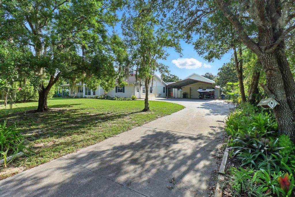 Photo of 10299 N War Horse Point, Crystal River, FL 34428 (MLS # G5101645)
